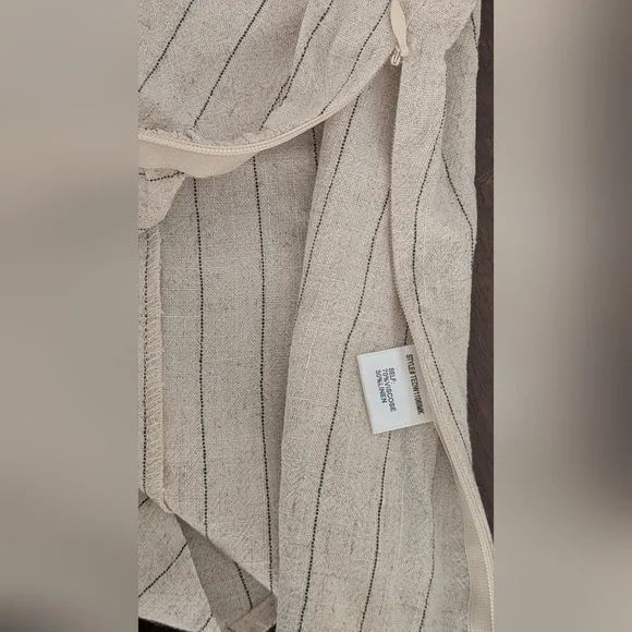 Vici Cream Sleeveless Top - Picture 4 of 4